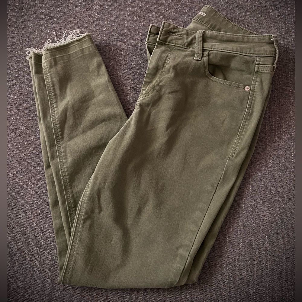 Old Navy Olive Green Rockstar Super Skinny Jeans